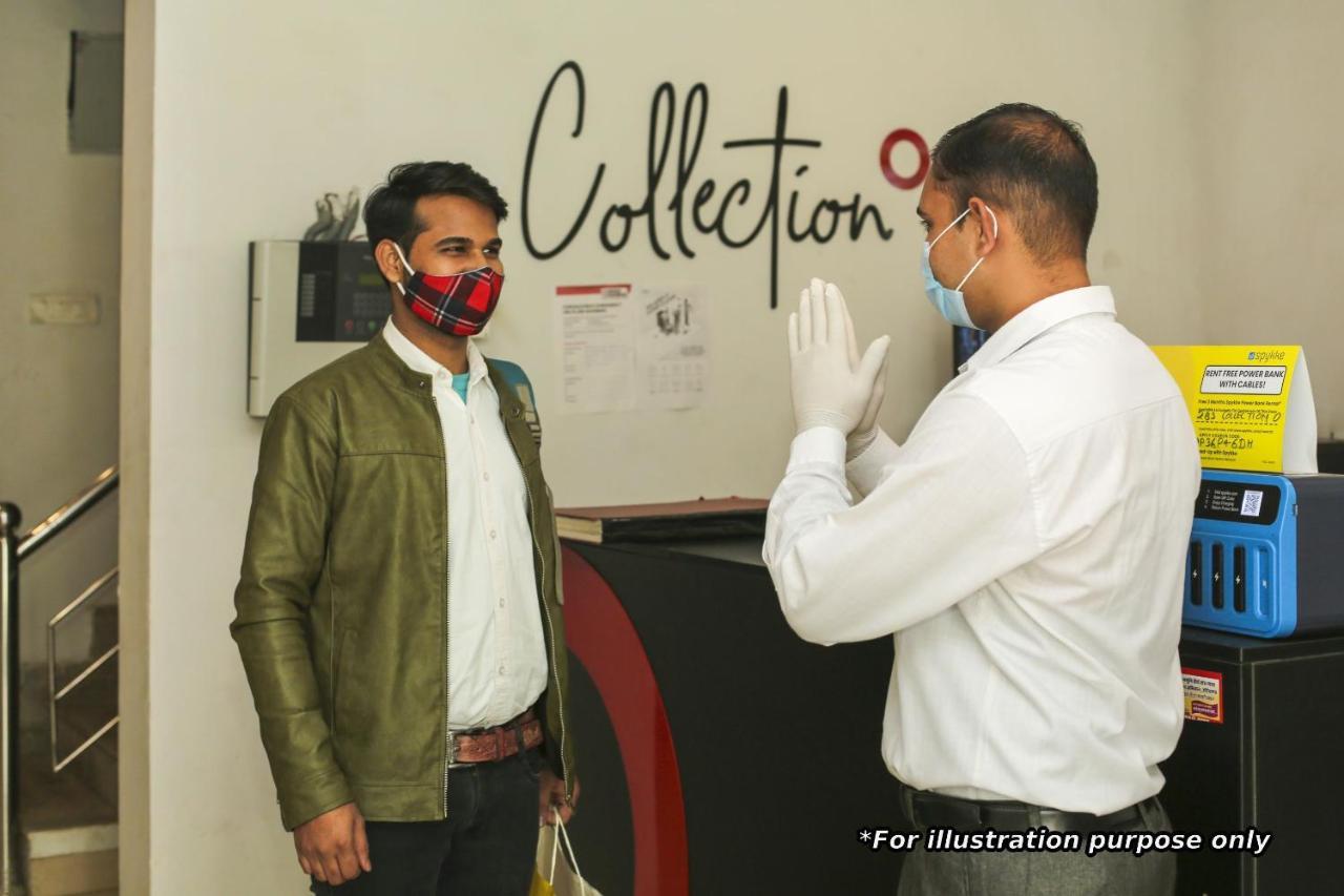 Collection O 76248 Hotel D Crown New Delhi Buitenkant foto
